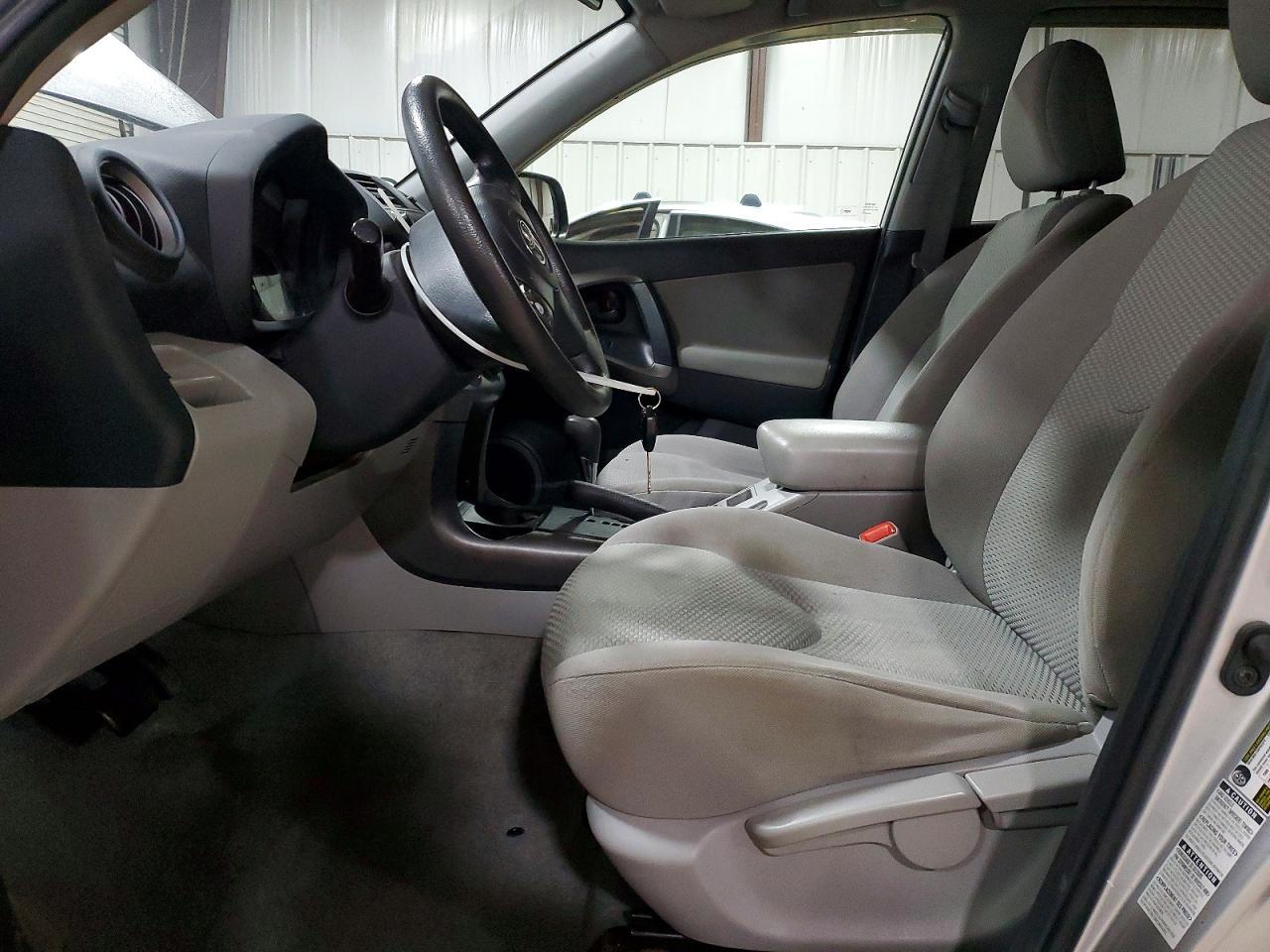 2011 TOYOTA RAV4