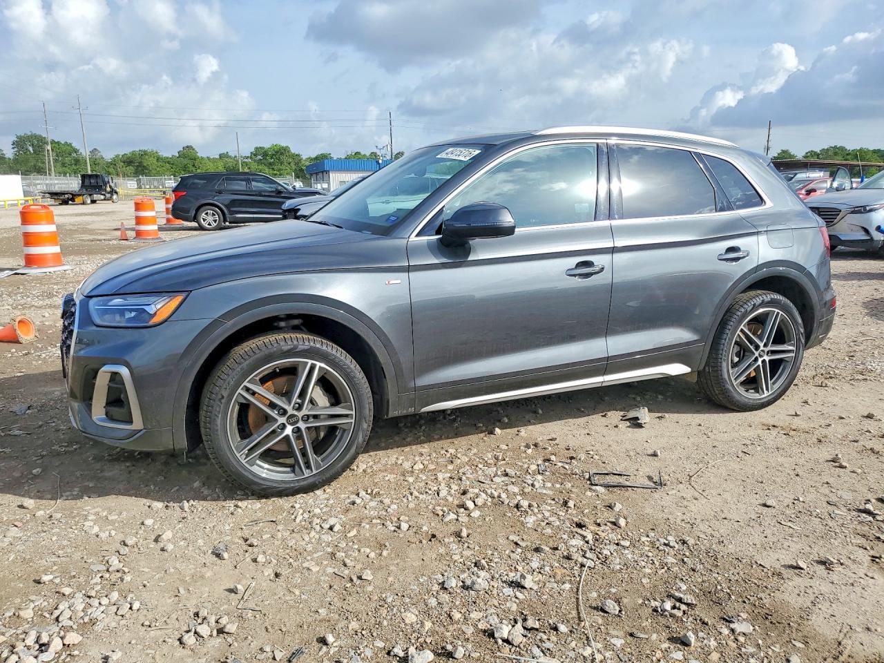 2025 AUDI Q5