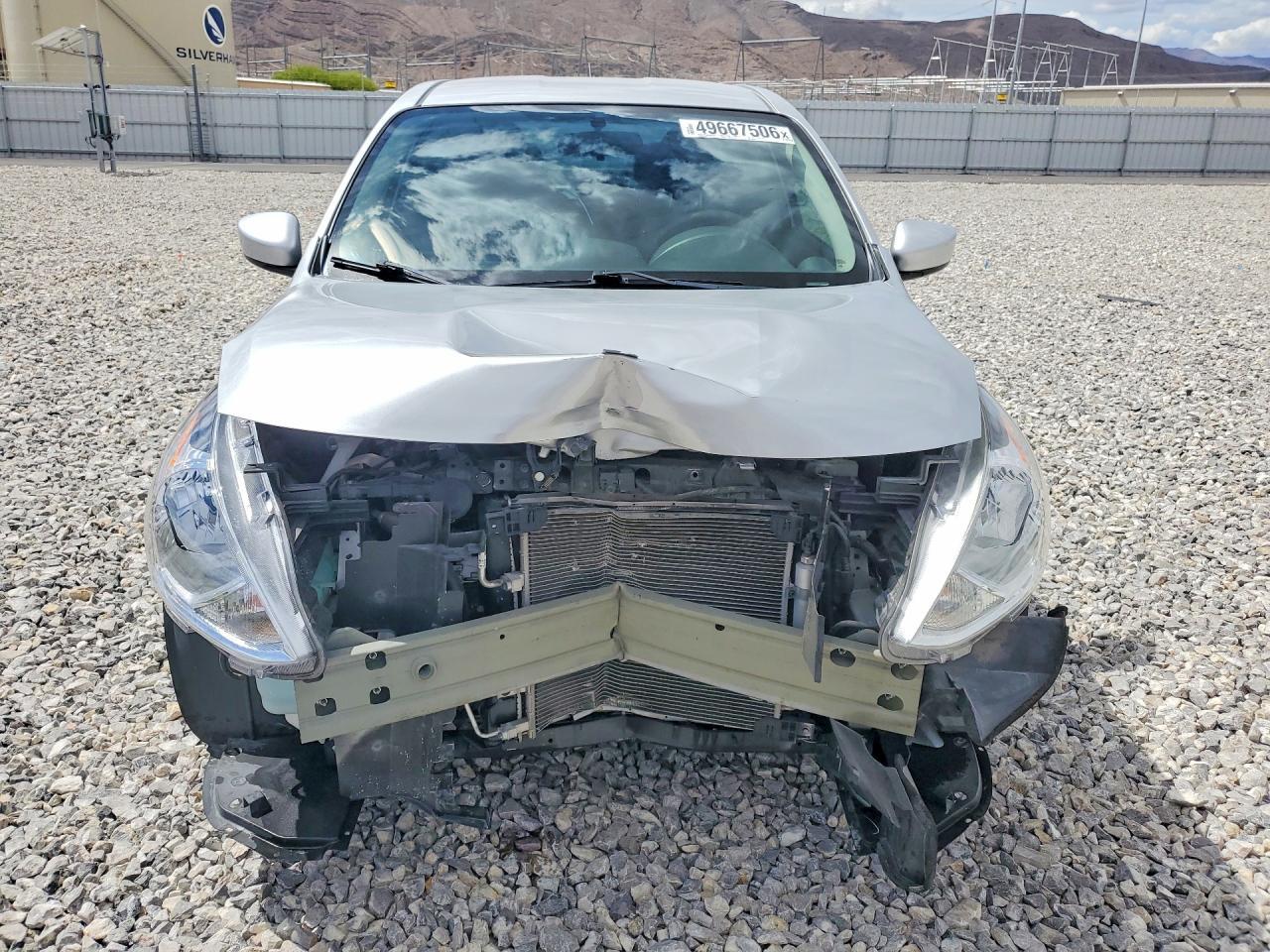 2015 NISSAN VERSA