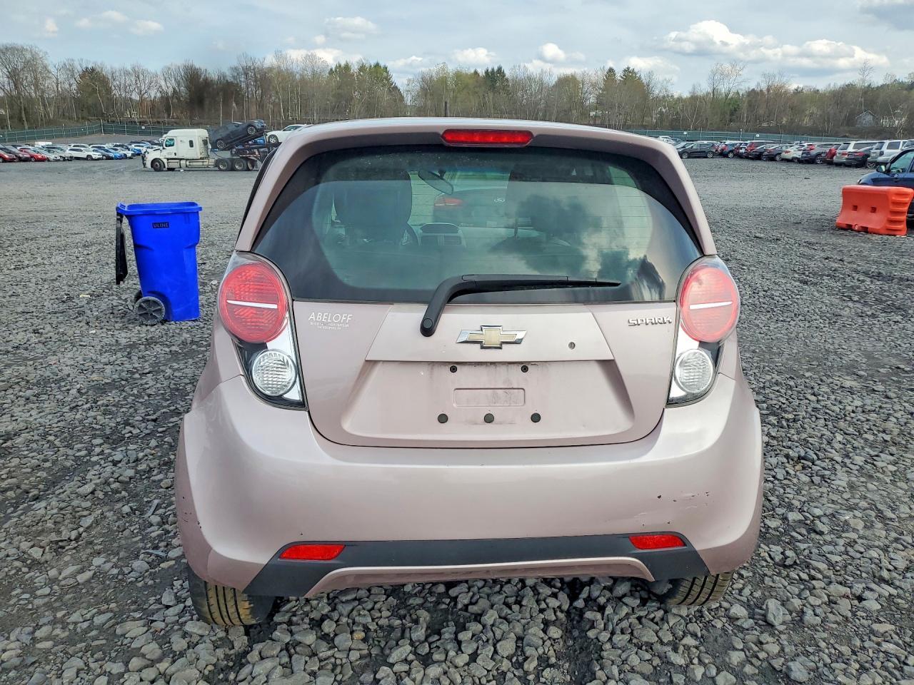 2013 CHEVROLET Spark
