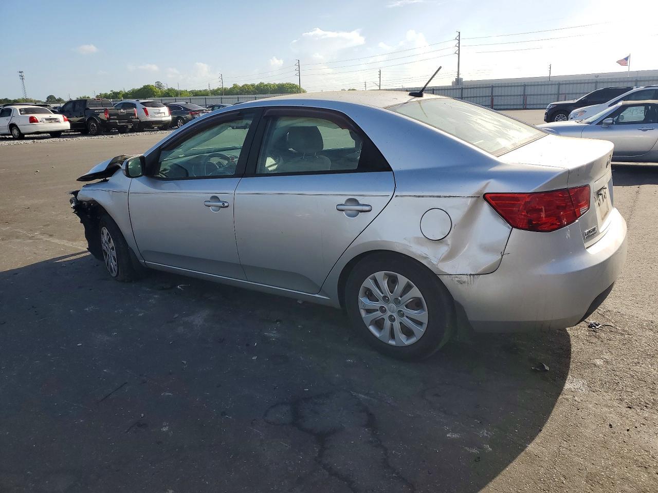 2013 KIA FORTE