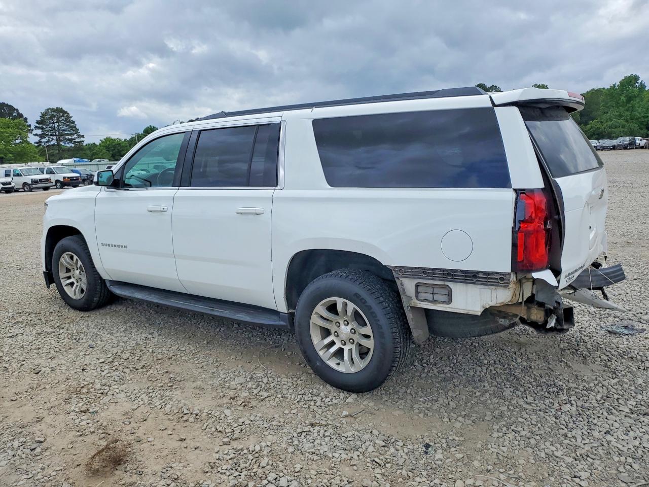 2018 CHEVROLET Suburban