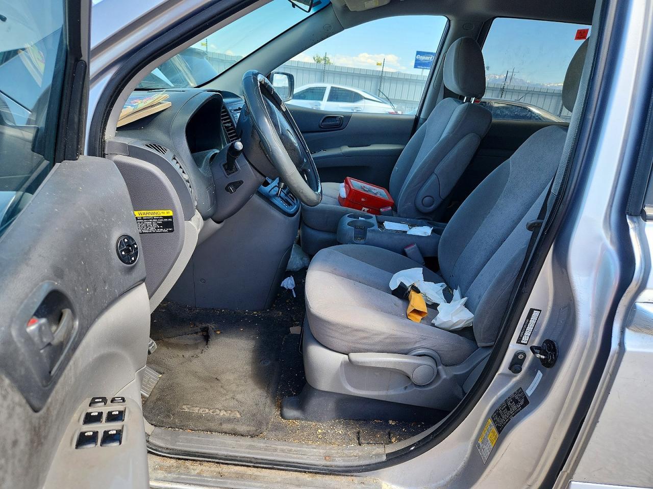 2009 KIA SEDONA