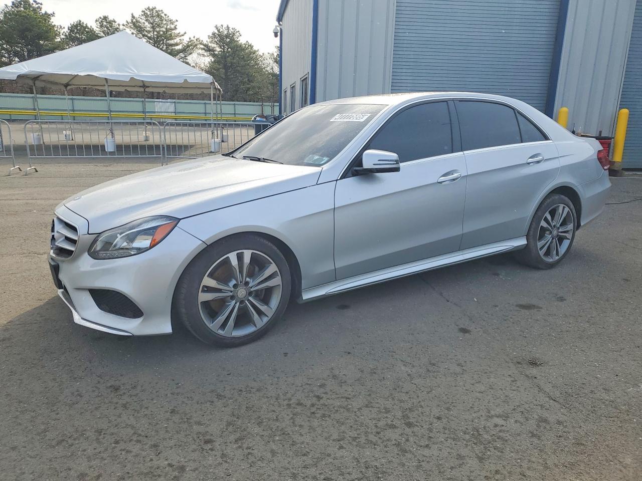 2016 MERCEDES-BENZ E-Class