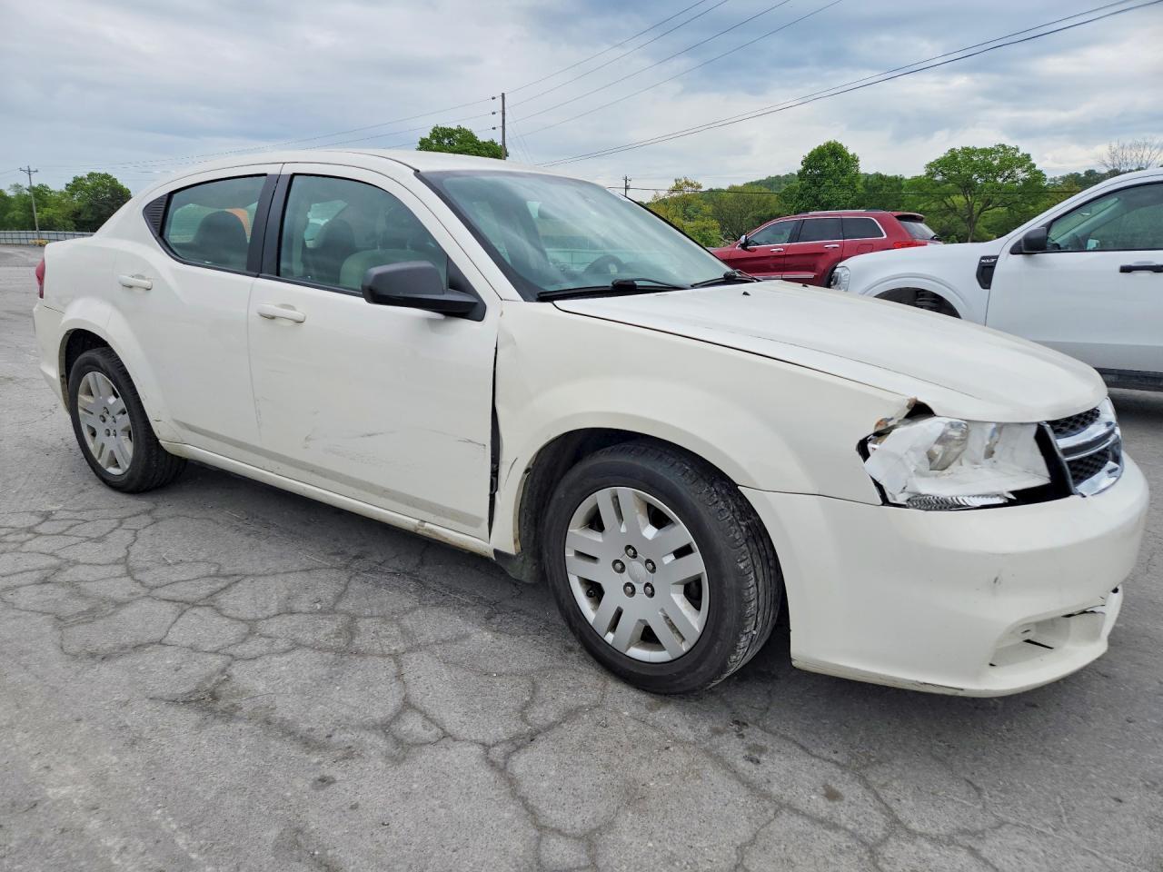 2011 DODGE Avenger