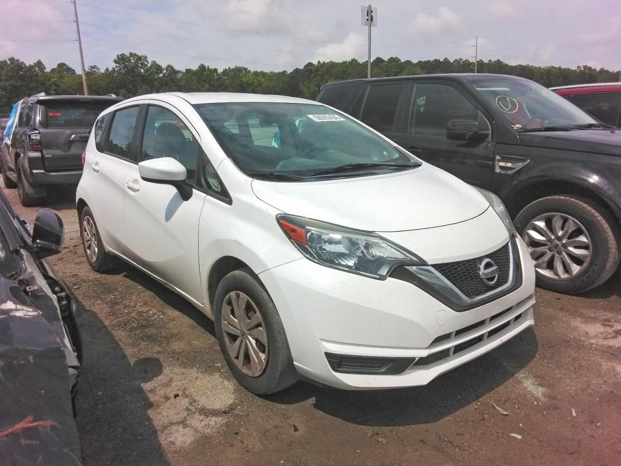 2017 NISSAN Versa Note