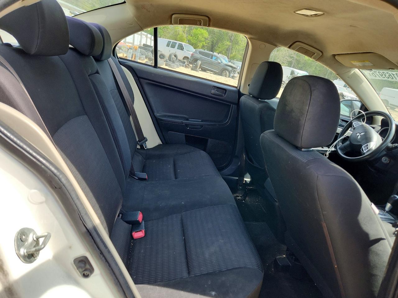 2015 MITSUBISHI LANCER