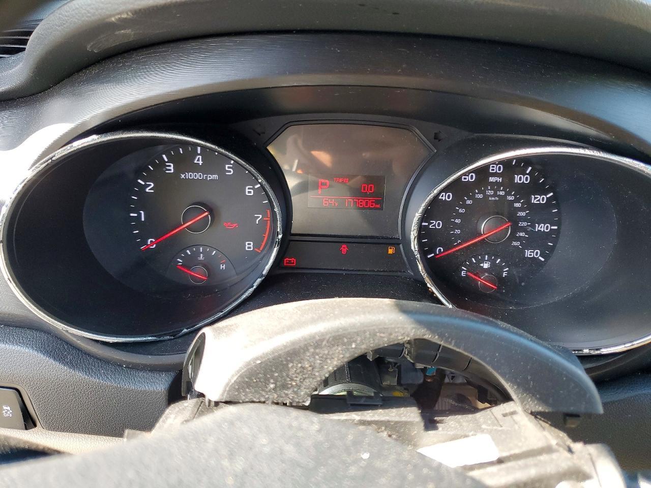 2016 KIA SEDONA