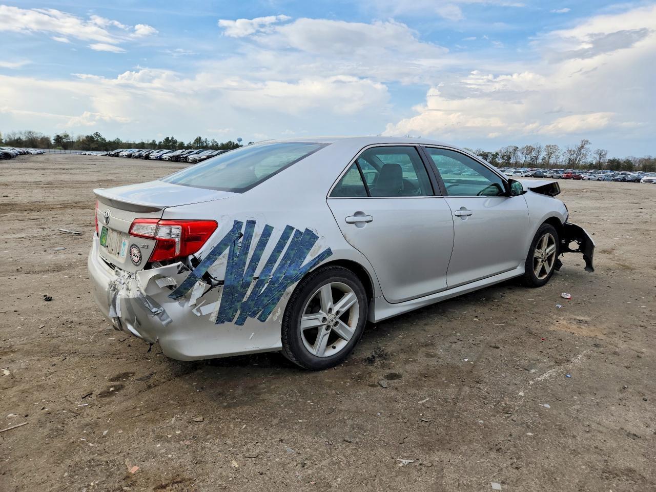 2012 TOYOTA CAMRY