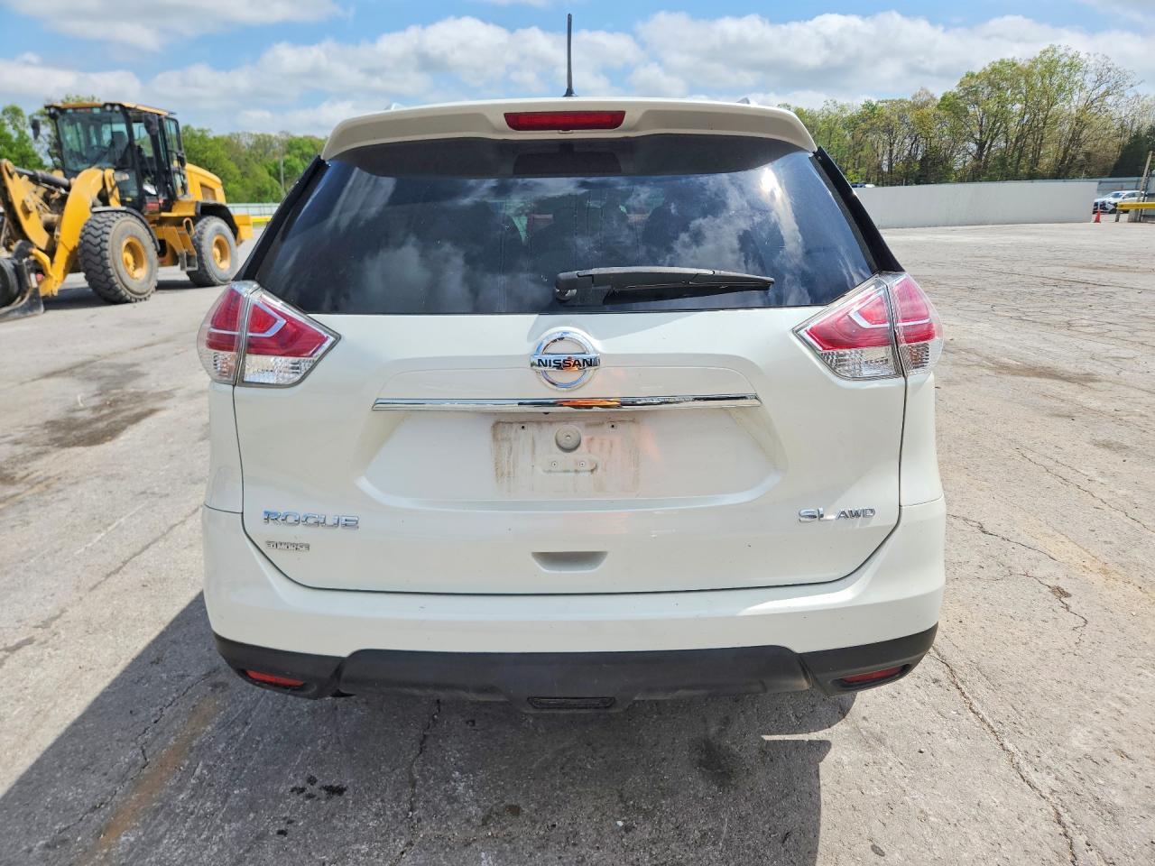 2015 NISSAN ROGUE