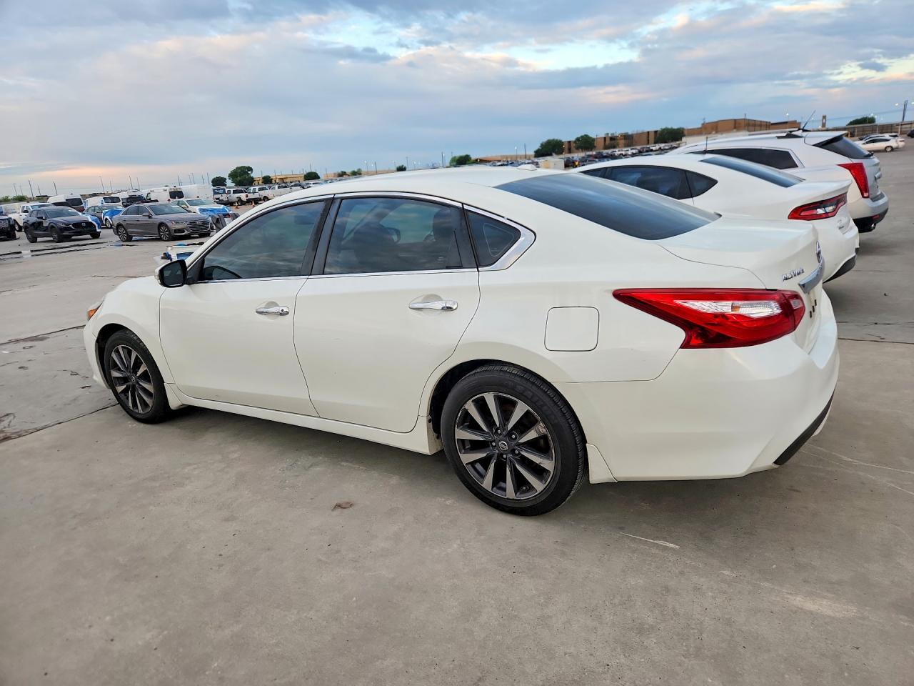 2017 NISSAN ALTIMA