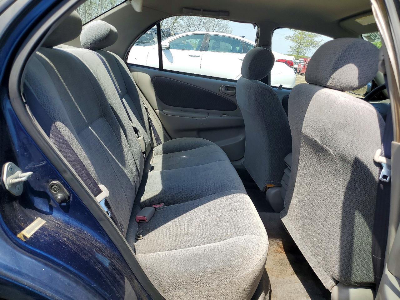 2002 TOYOTA COROLLA