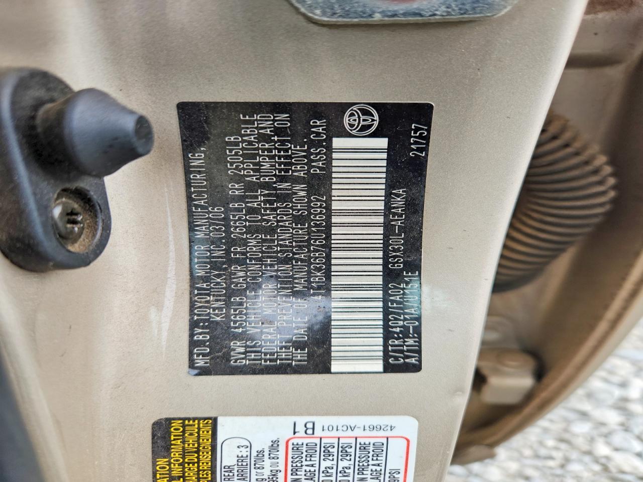 2006 TOYOTA Avalon