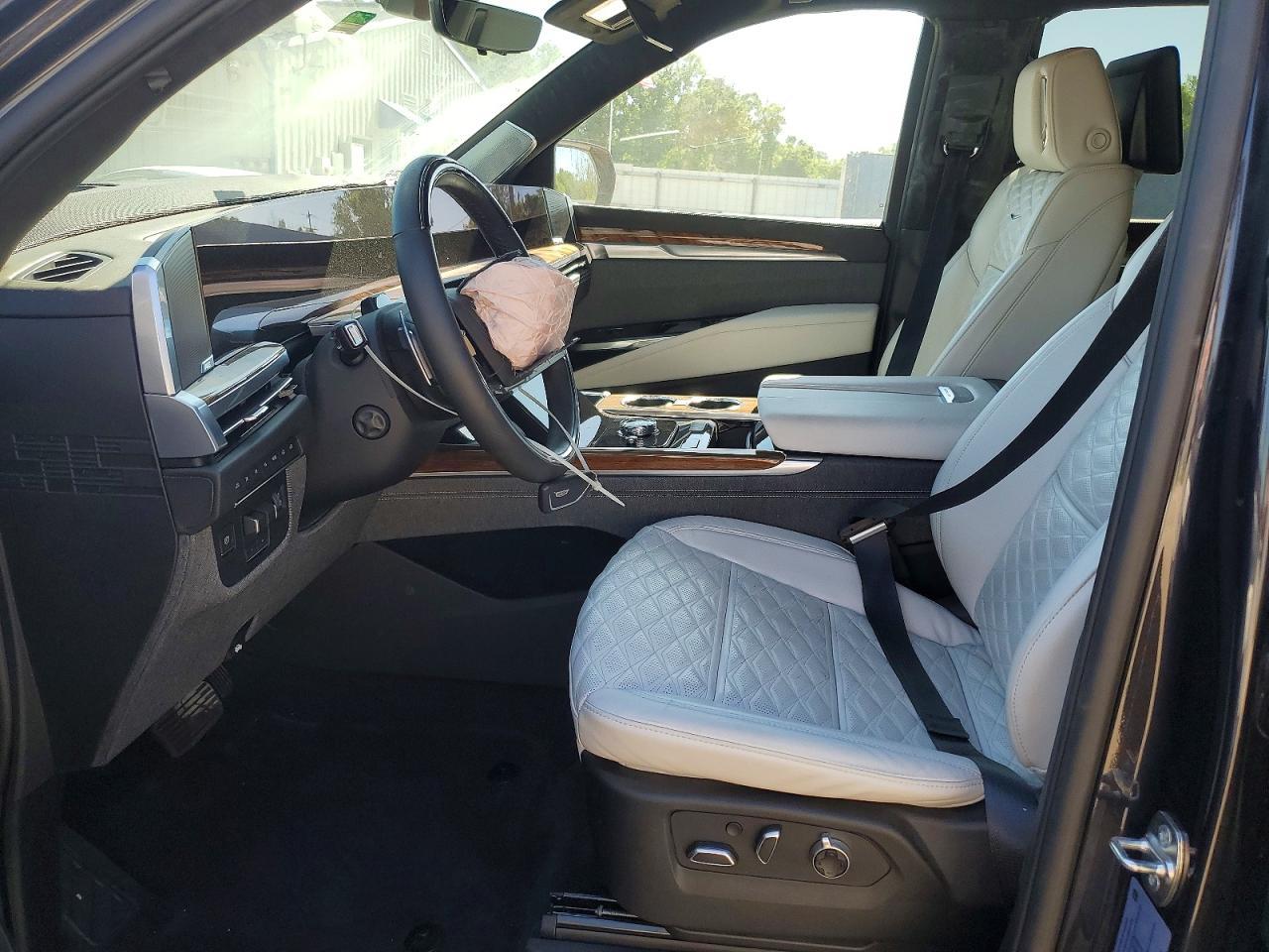 2025 CADILLAC ESCALADE