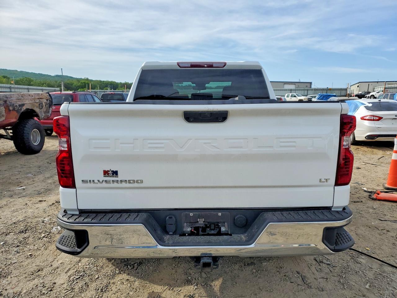 2024 CHEVROLET Silverado