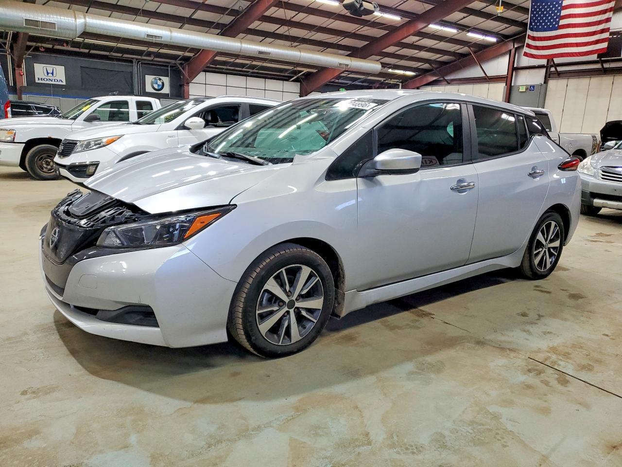 2023 NISSAN LEAF