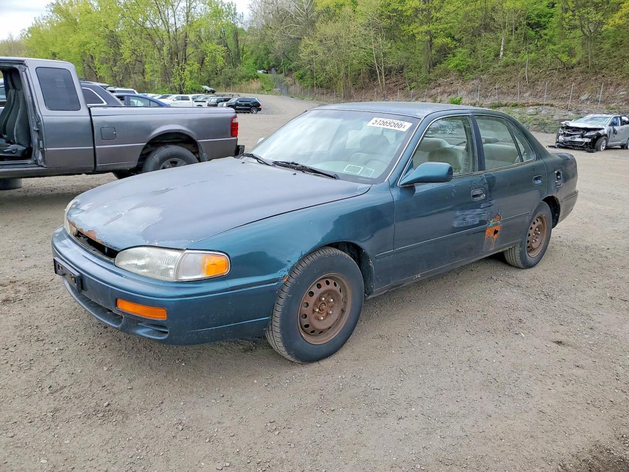 1996 TOYOTA CAMRY