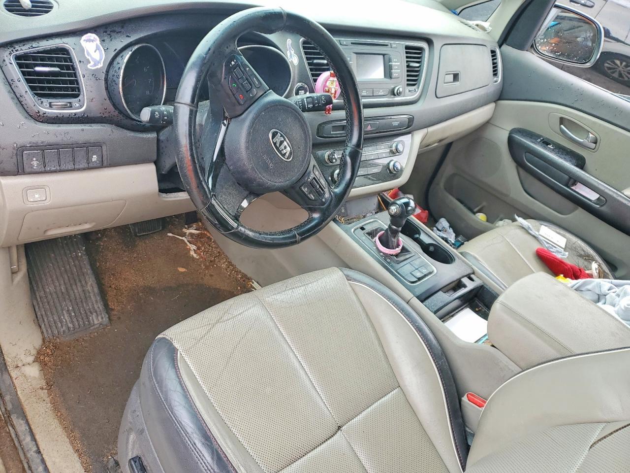 2016 KIA SEDONA
