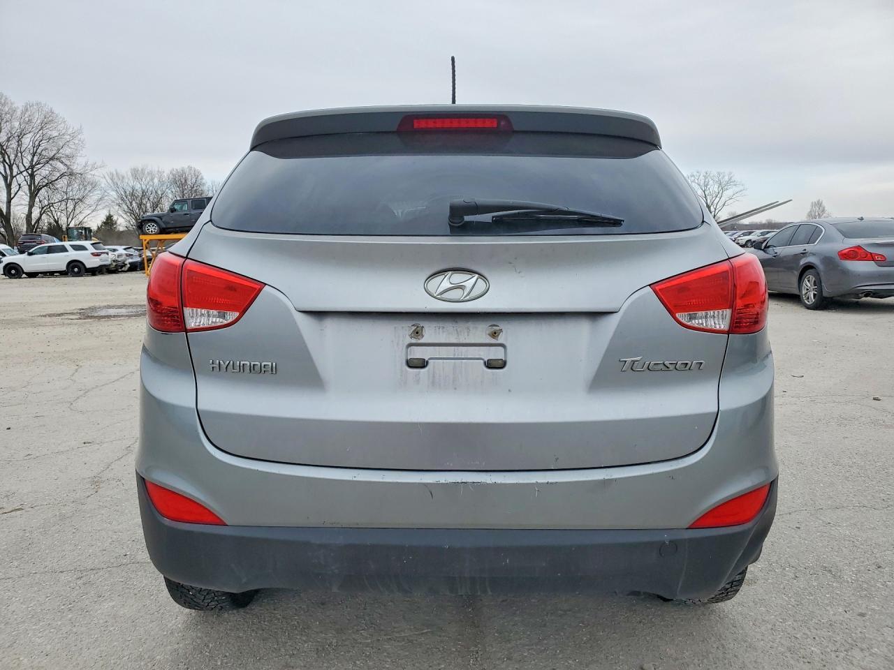 2010 HYUNDAI TUCSON