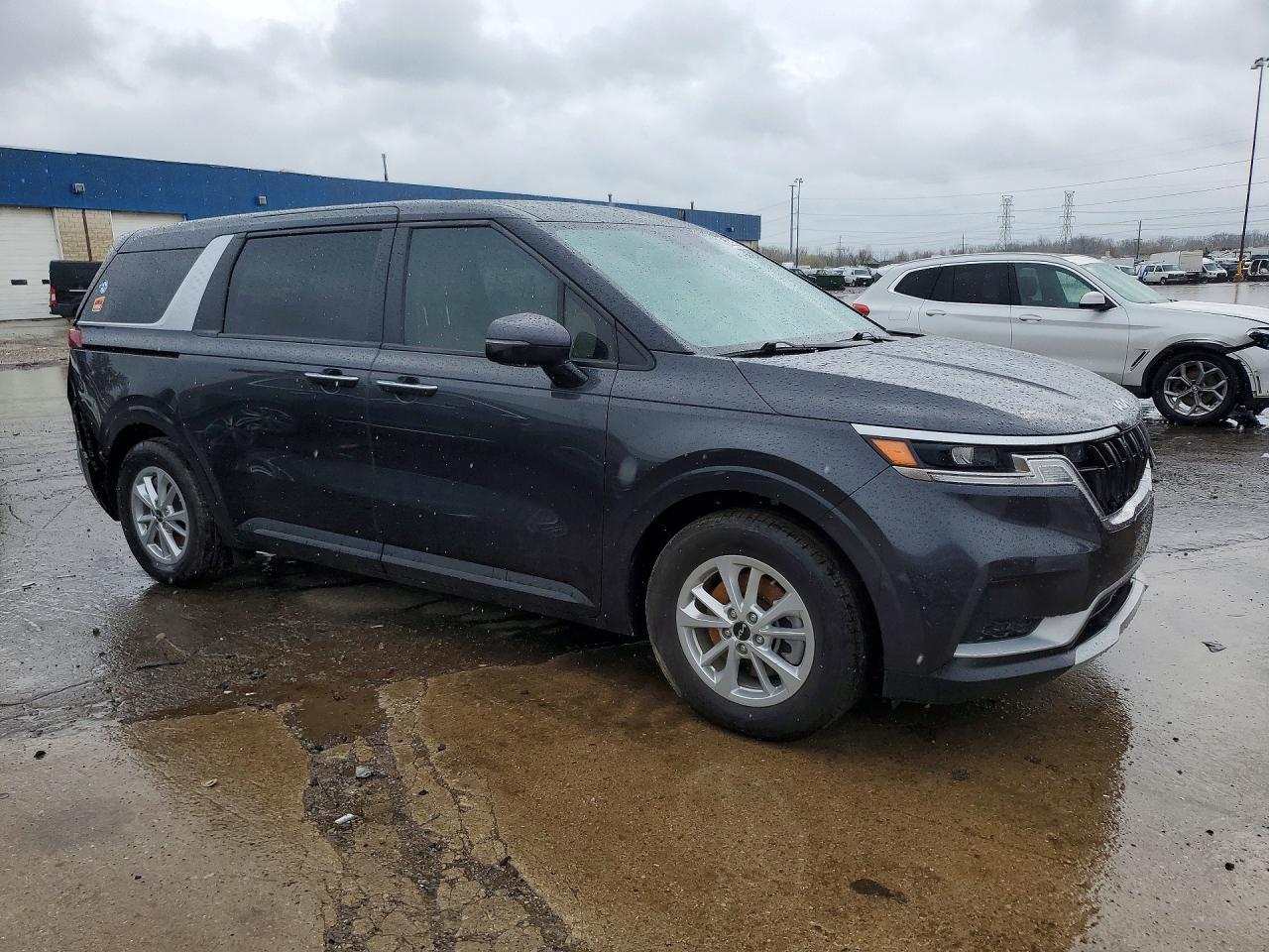 2024 KIA Carnival