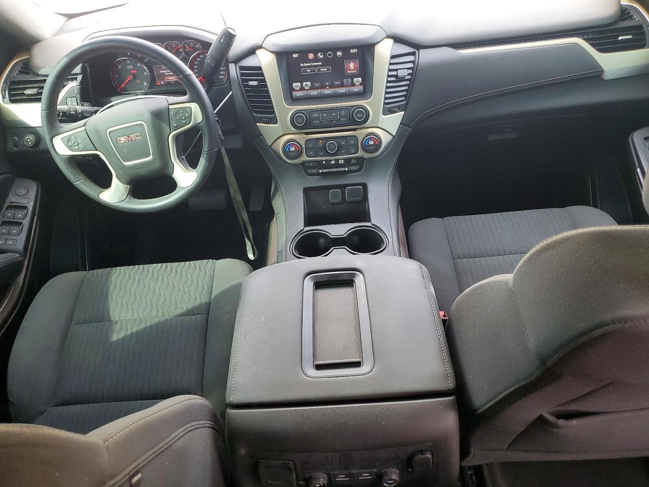 2016 GMC Yukon