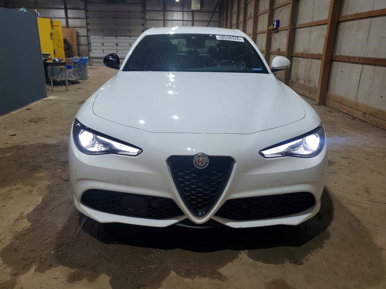 2022 ALFA ROMEO Giulia