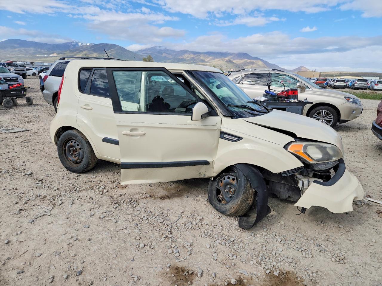 2013 KIA SOUL