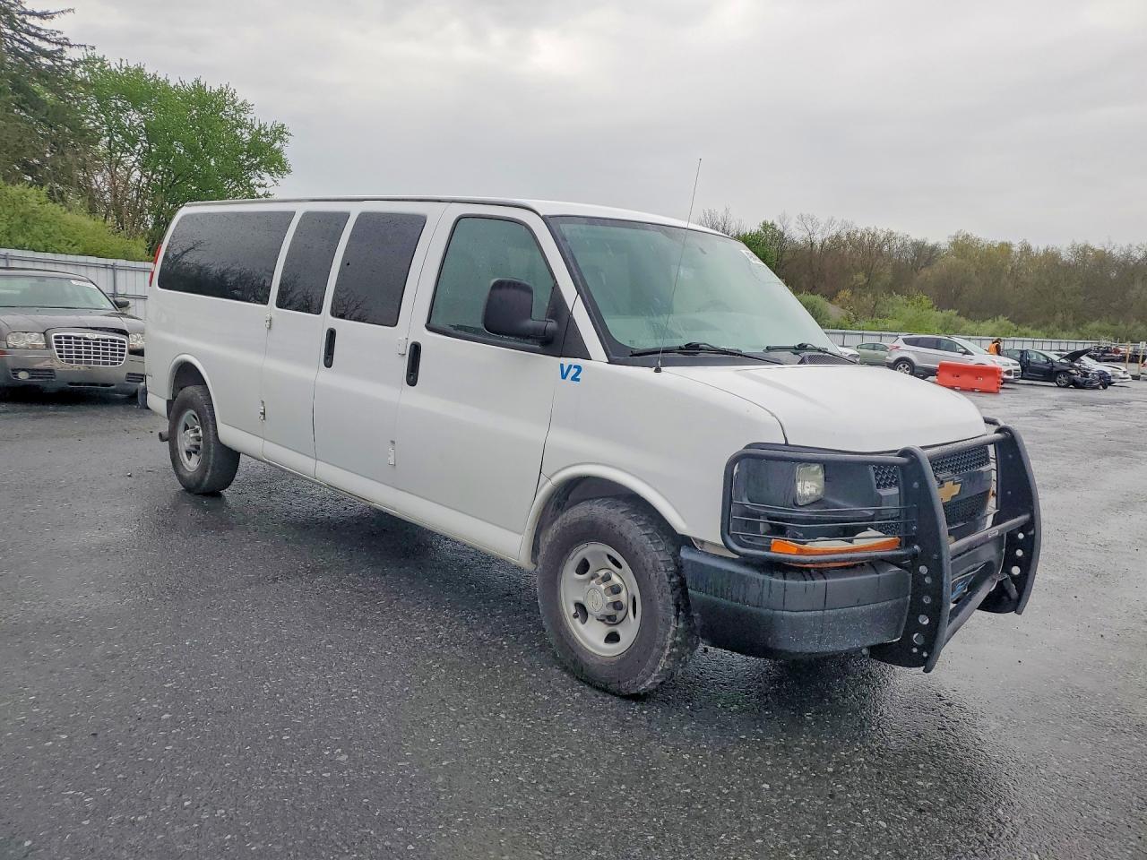 2014 CHEVROLET Express 3500