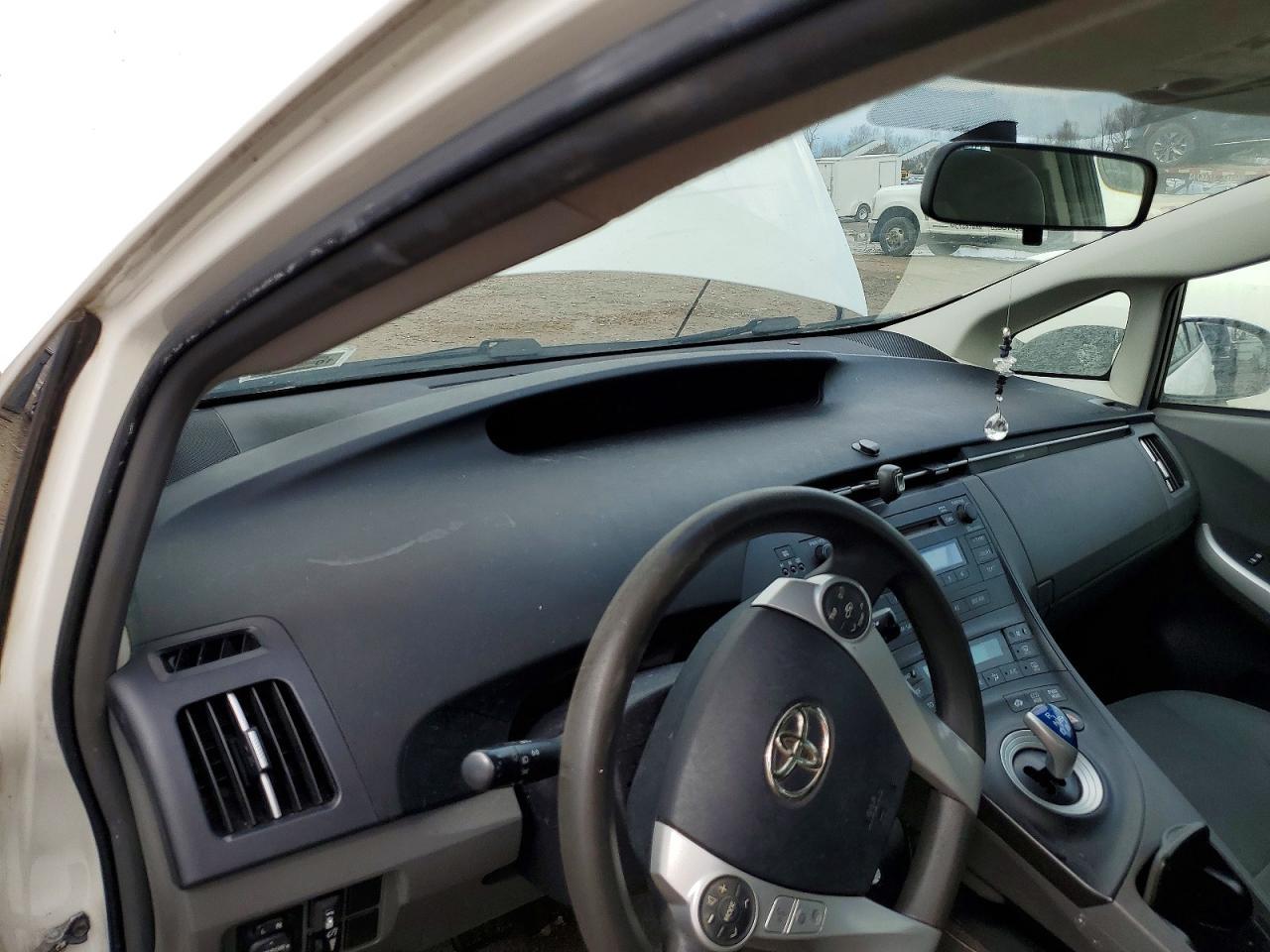 2010 TOYOTA PRIUS
