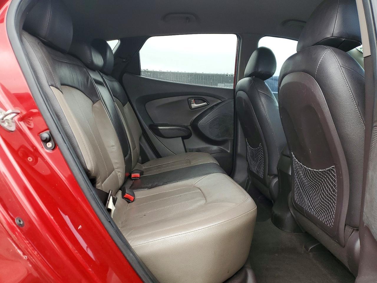 2012 HYUNDAI TUCSON