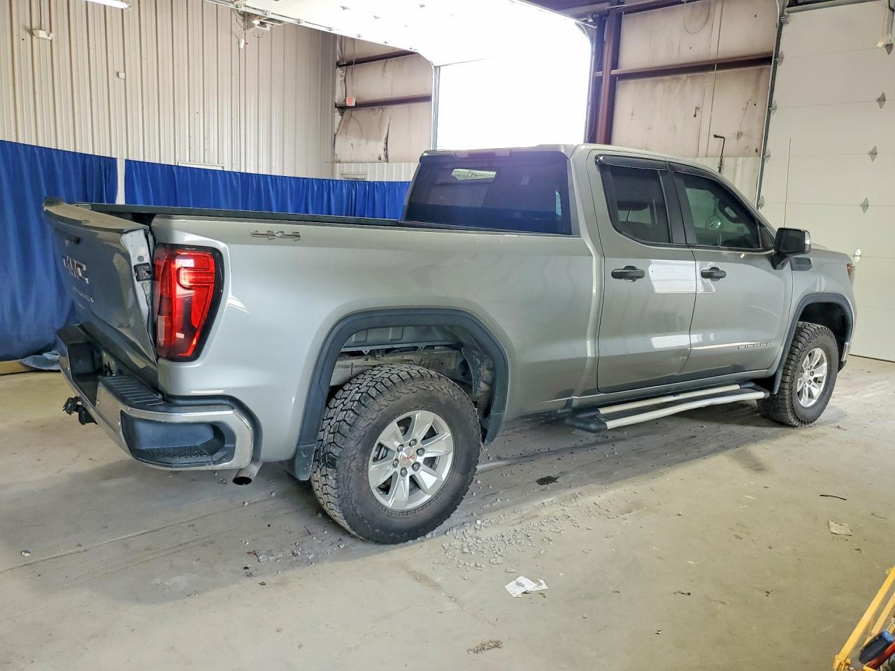 2023 GMC Sierra