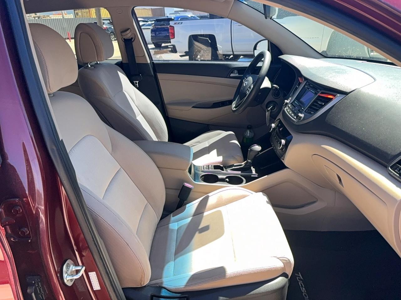 2016 HYUNDAI TUCSON