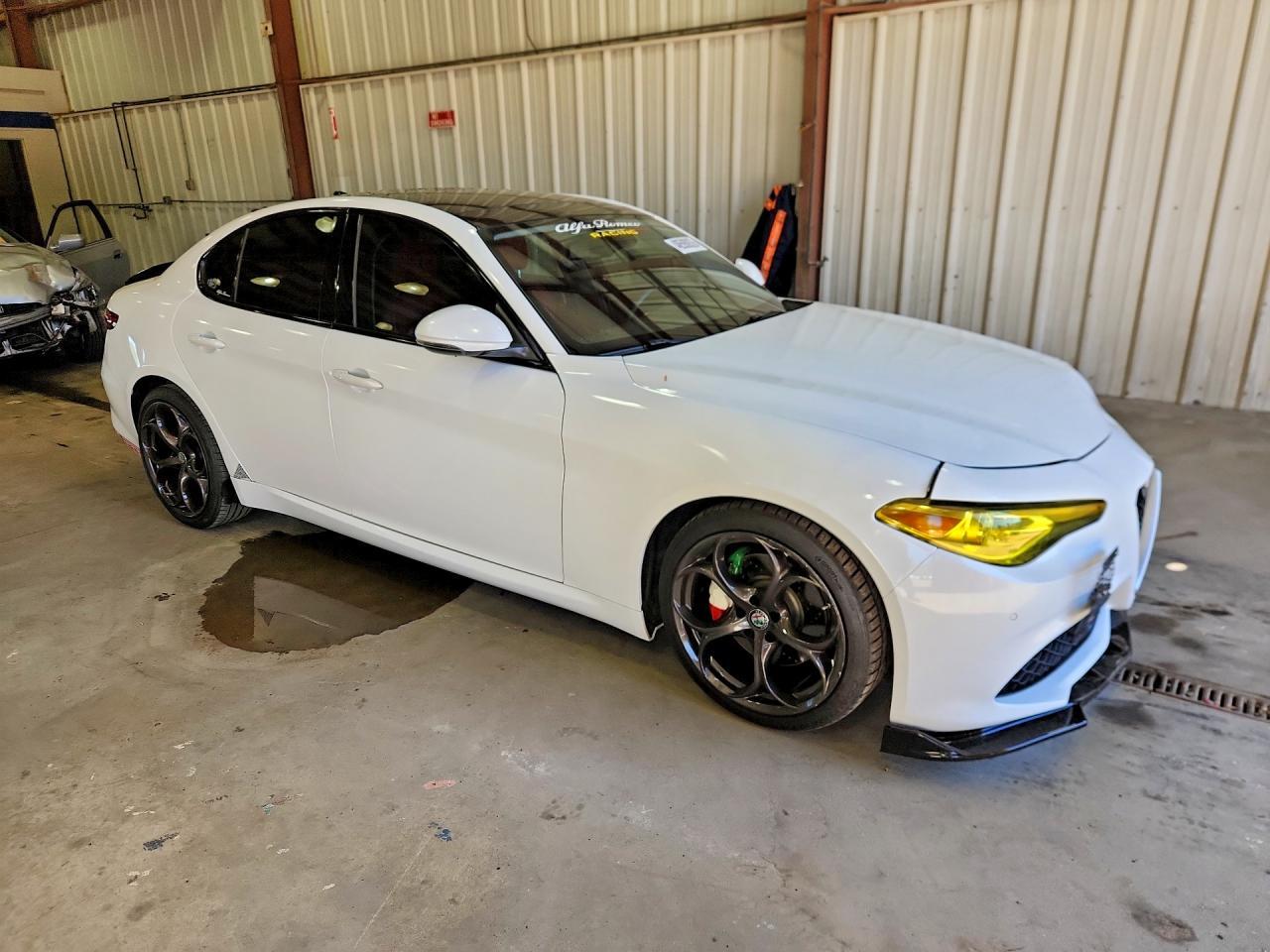 2017 ALFA ROMEO Giulia