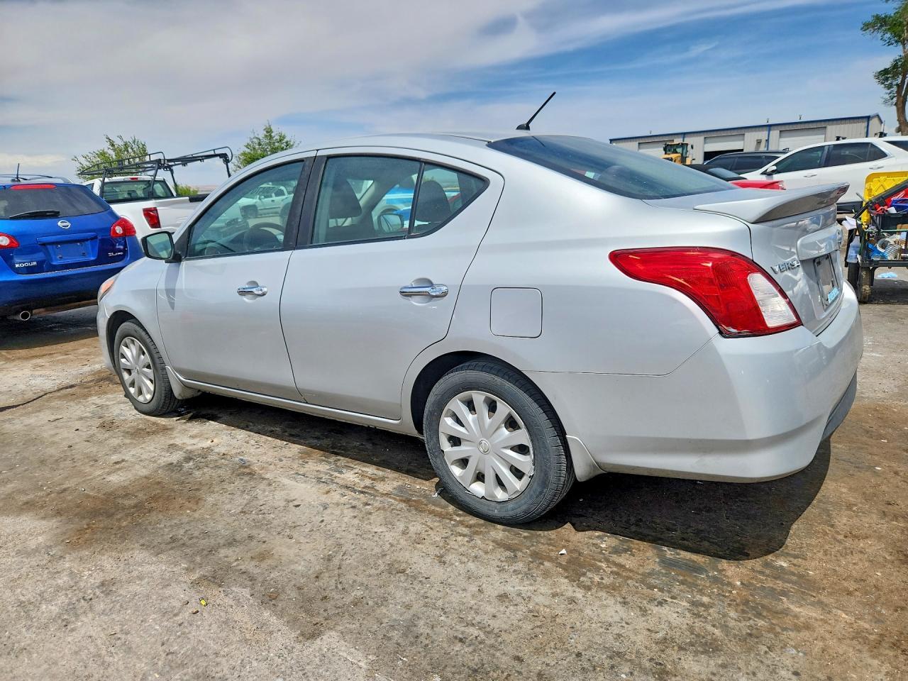 2018 NISSAN VERSA