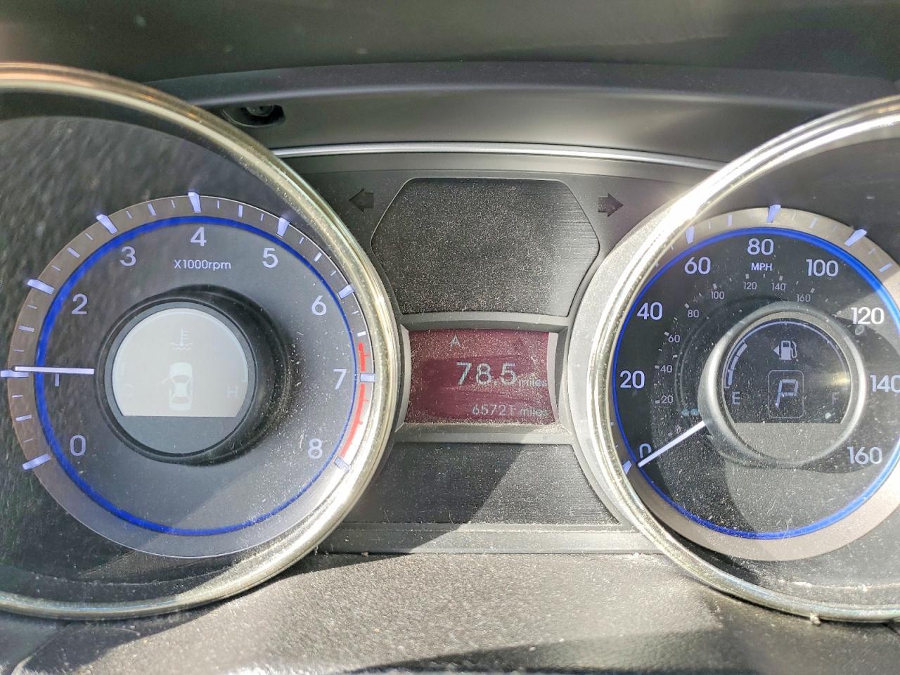 2011 HYUNDAI SONATA