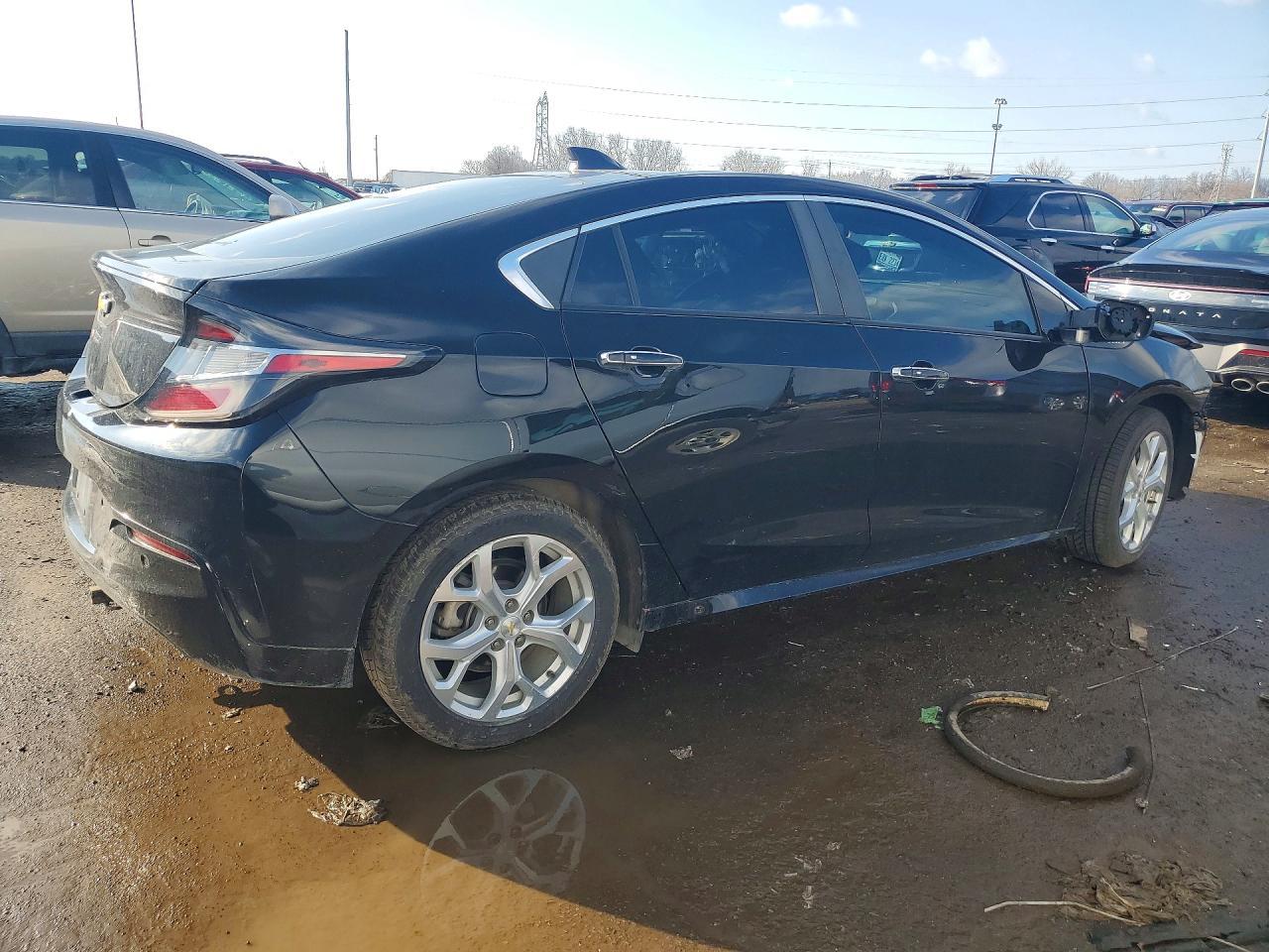 2017 CHEVROLET VOLT
