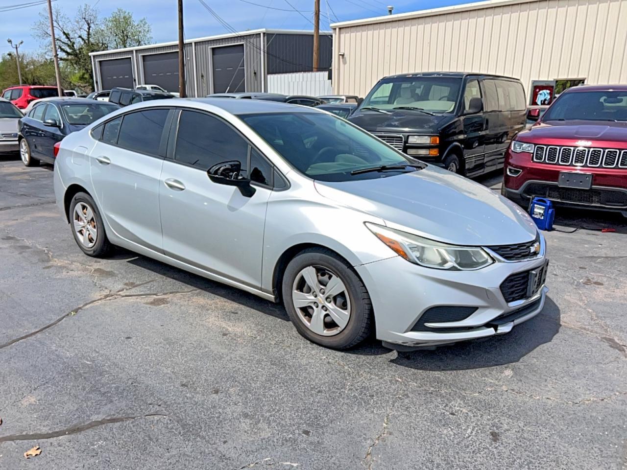 2016 CHEVROLET CRUZE
