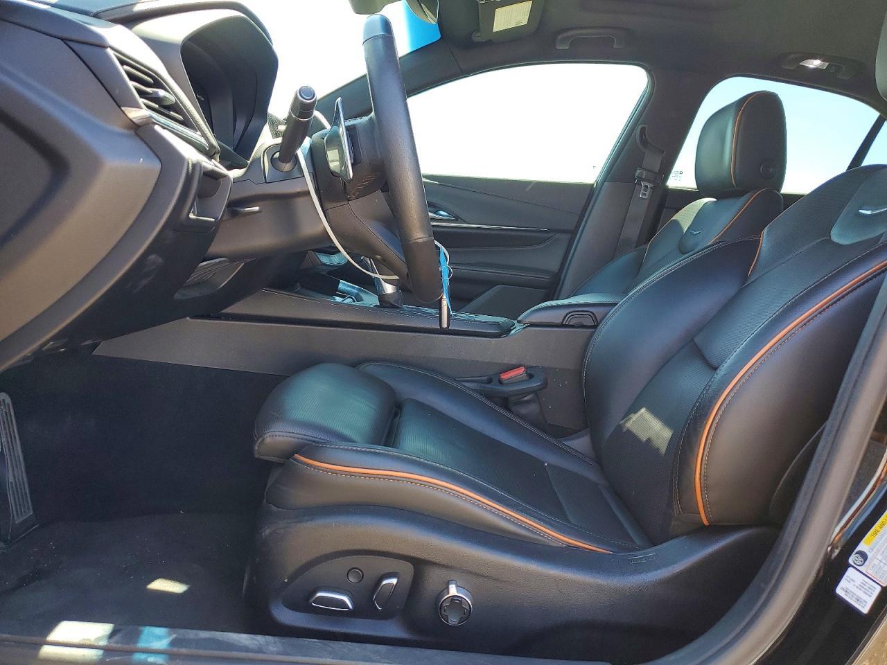 2022 CADILLAC CT4