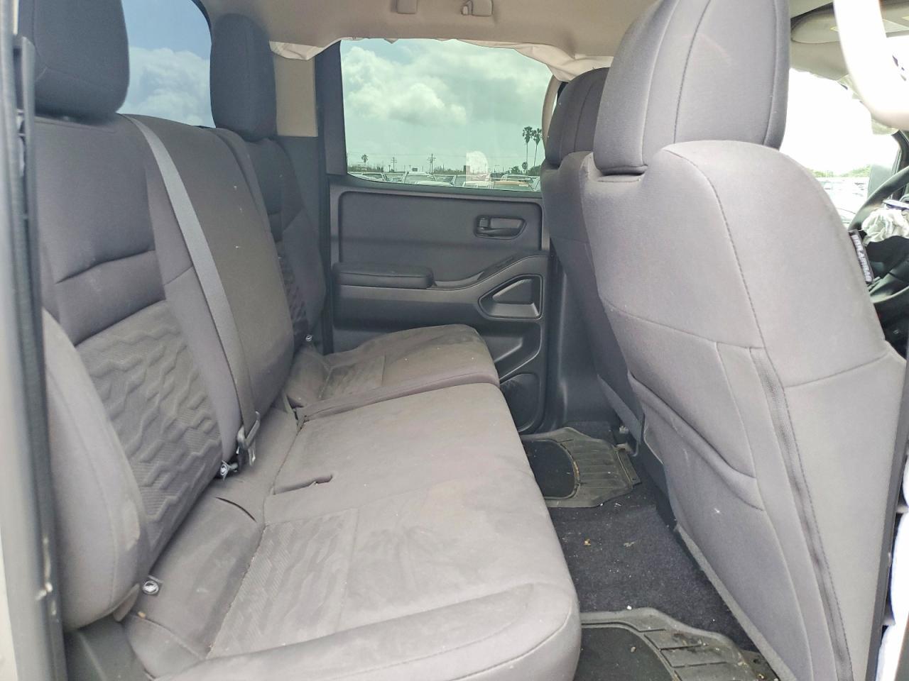 2023 NISSAN Frontier