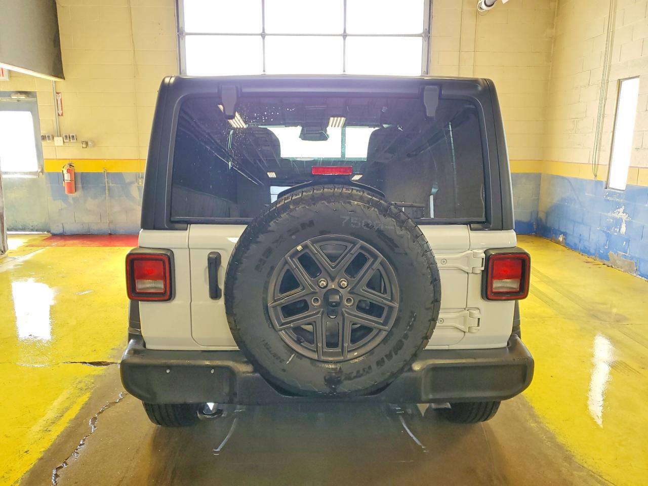 2025 JEEP WRANGLER
