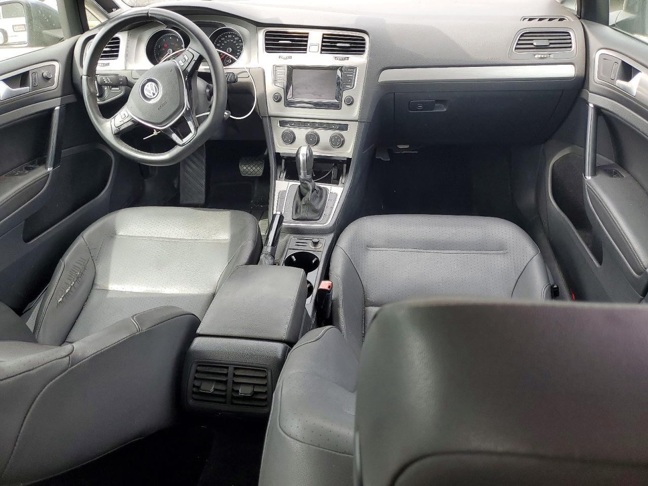 2015 VOLKSWAGEN GOLF