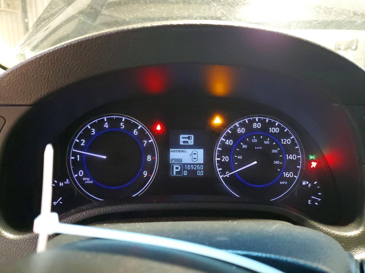 2010 INFINITI G37