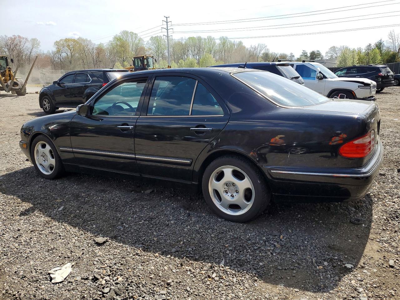 2001 MERCEDES-BENZ E-Class