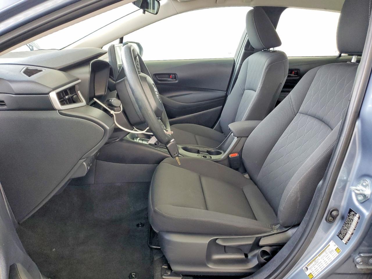 2025 TOYOTA COROLLA
