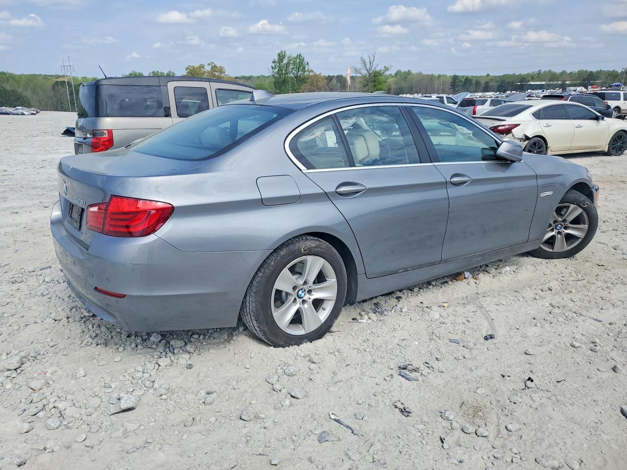 2011 BMW 5 series
