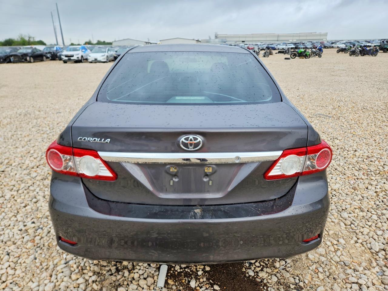 2013 TOYOTA COROLLA