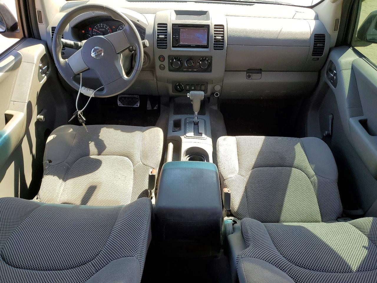 2012 NISSAN Frontier