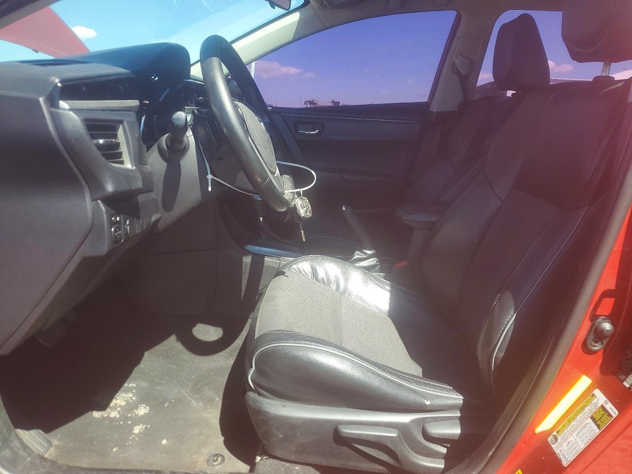2015 TOYOTA COROLLA