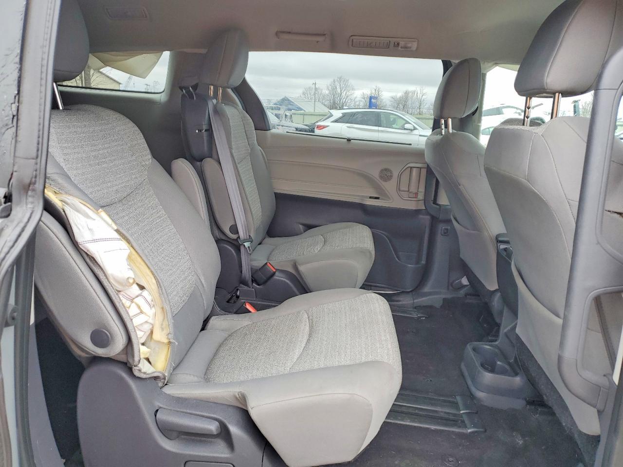 2021 TOYOTA SIENNA