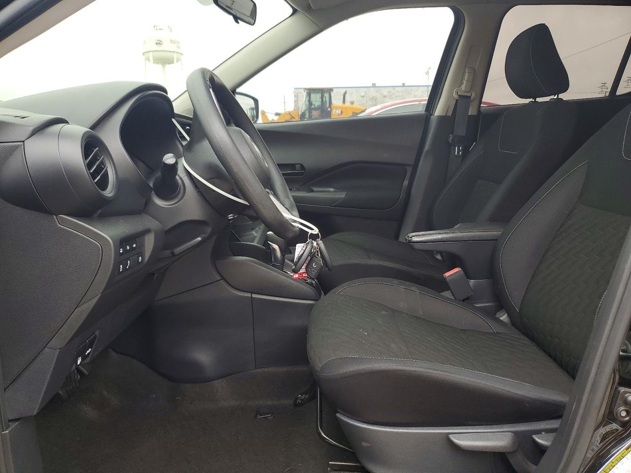 2022 NISSAN KICKS